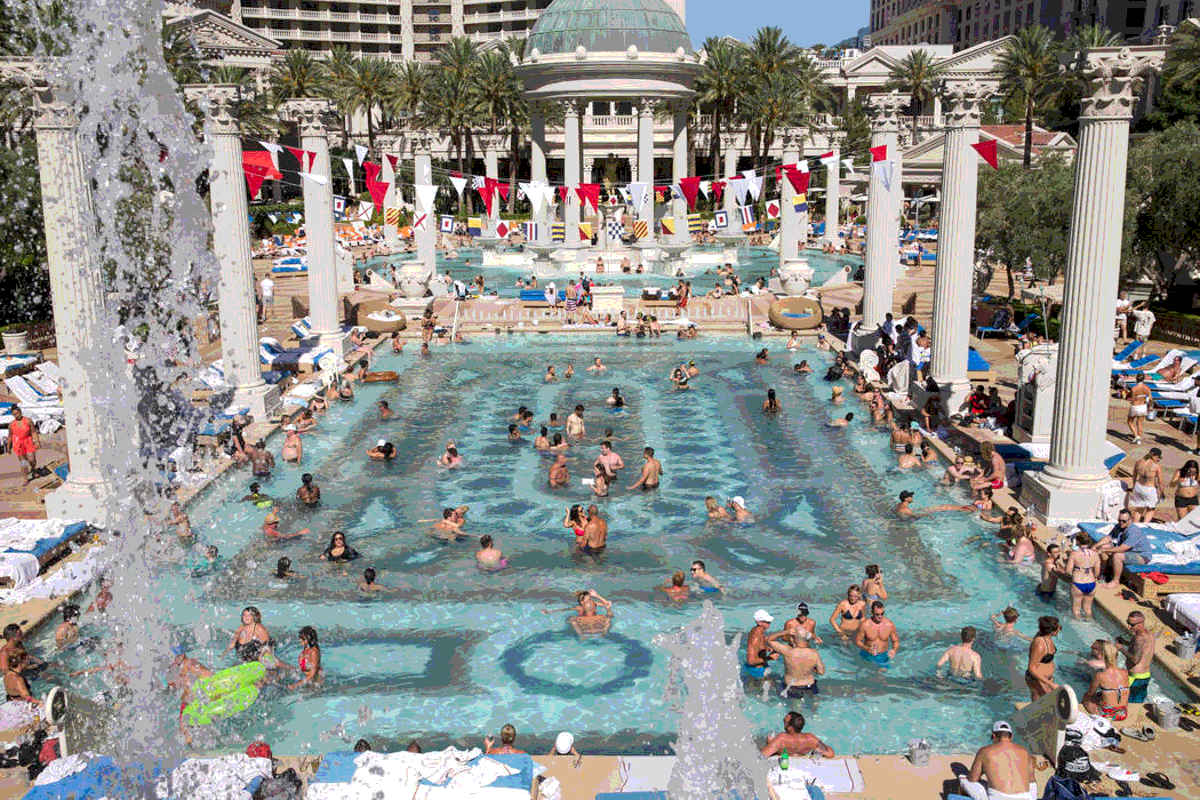 Garden of the Gods Pool Oasis at Caesars Palace